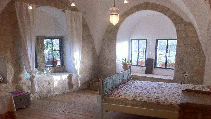 Mikes Khan Abu Ghaush Екстериор снимка